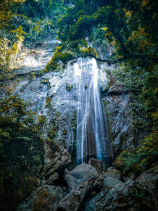 2498 canabo water falls 225x300