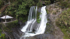 2502 tenogtog falls 300x169