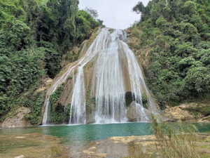2566 lapi falls 300x225