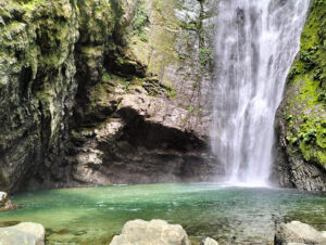 2582 dibulo falls 300x226