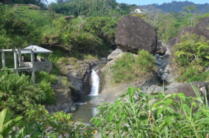 2747 lumaguid stone 300x199