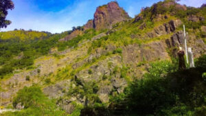 2753 aran cave 300x169