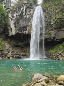 2793 waterfalls guided tours 225x300