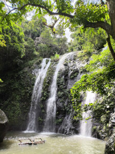 2842 hinulugan falls 225x300
