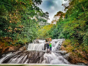 2848 igpasungaw falls 300x225