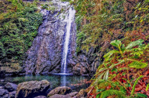 2850 bugtong bato falls 300x199