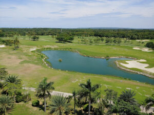 2955 queens island golf club 300x225