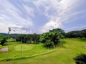 3020 cattle creek golf and country club 300x225