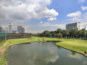 3154 intramuros golf club 300x225