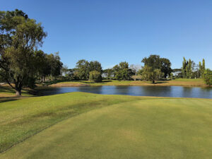 3165 luisita golf and country club 300x225