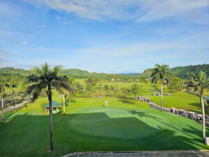 3173 f.a. korea country club 300x225