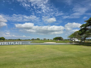 3195 beverly place golf club 300x225