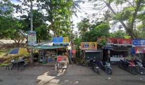 3243 tita jeans house 300x176