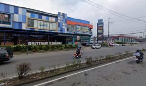 3269 golf hack brittany square 300x176