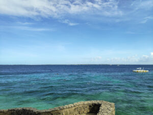 3538 maribago public beach 300x225