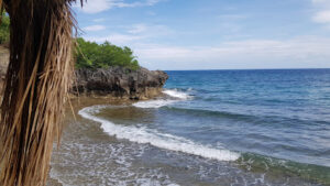 3560 kalubian beach 300x169