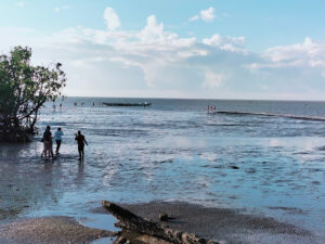 3640 macabebe beach 300x225