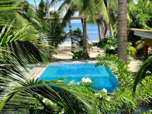 4471 apo diver beach resort 300x225