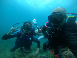 4493 dm diving manila 300x225