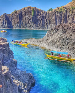 4551 five fingers cove 240x300