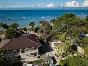 4655 cebu seaview dive resort 300x225