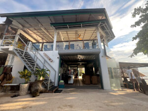 4674 neptune diving resort moalboal 300x225