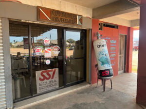 4790 coron divers dive center 300x225