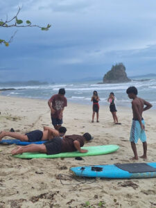 4847 surfing alimanguan 225x300