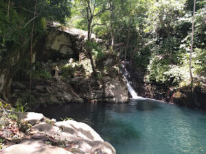 4911 recoletos falls 300x225