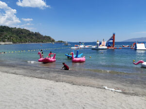 4955 inflatable island 300x225