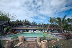 4988 north shore baler surf camp 300x200