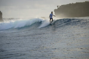 5166 surf logs longboard coaching private tour siargao loghouseph 300x200