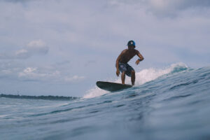 5172 surf and smile surf shop 300x200