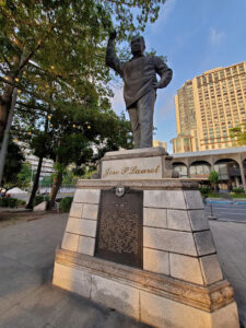 5233 jose p. laurel monument and jose p. laurel historical marker 225x300