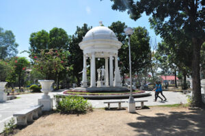 5293 rosendo mejica historical landmark 300x199