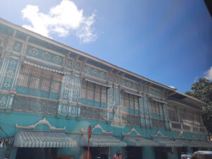 5335 mercado mansion 300x225