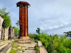 5351 guisi lighthouse 300x225