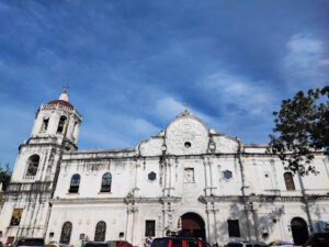 5446 cebu metropolitan cathedral 300x225
