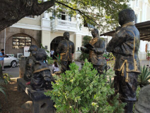 5518 kalayaan tree 300x225