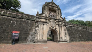 5594 intramuros 300x169