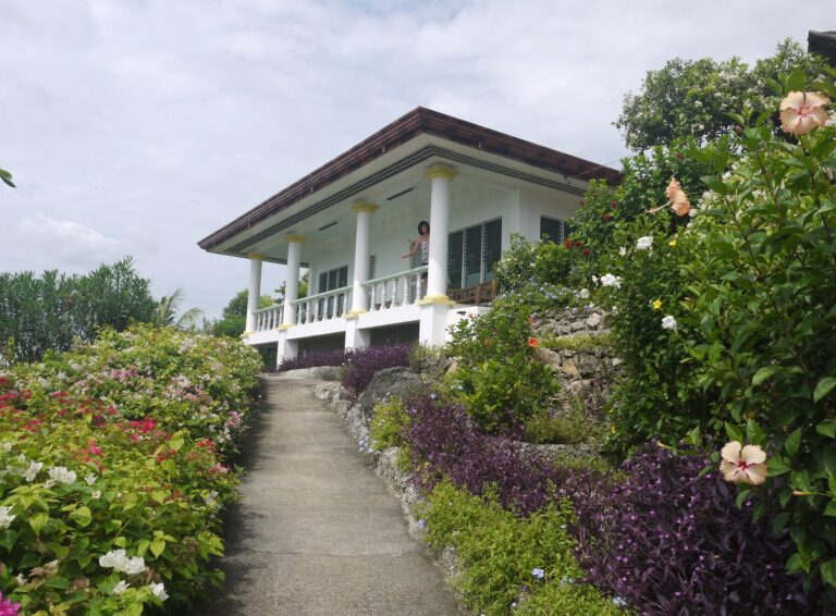 superior guest lodge 768x566